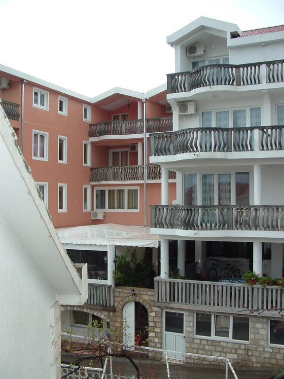 Apartments Andela Budva Eksteriør bilde